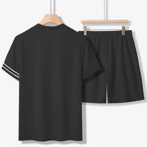 Men Contrast Tape Tee With Drawstring Waist Shorts